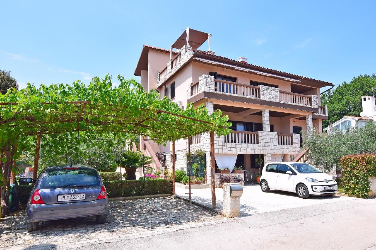 Apartment Leona Pula Exterior foto